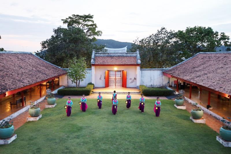 คณะศิลปกรรมศาสตร์ ม.ทักษิณ นำเสนอชุดการแสดงพิเศษต้อนรับคณะสื่อมวลชน กิจกรรม Museum Tour (รอบสื่อมวลชน) Music and Night at the Museum 